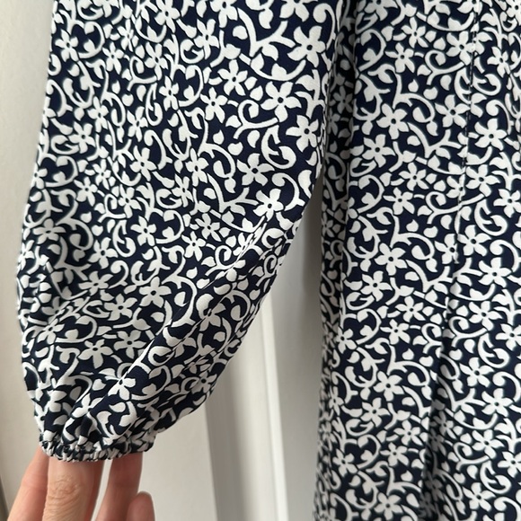 Boden long sleeve navy and white floral patterned dress - Picture 7 of 10